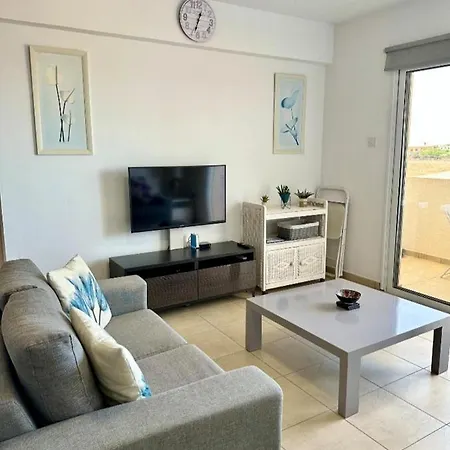 2-bed Sleeps 6 Pool 10min To Apartamento Liopetri