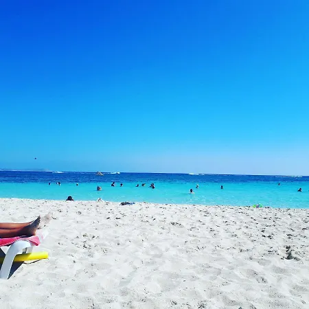 2-bed Sleeps 6 Pool 10min To アパート