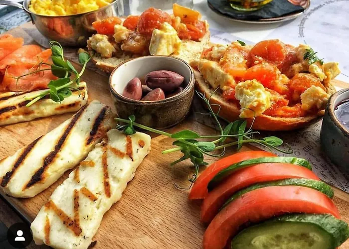 2-bed Sleeps 6 Pool 10min To Apartmán