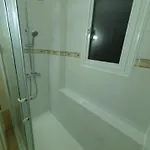דירה 2-bed Sleeps 6 Pool 10min To *