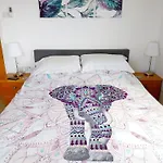 2-bed Sleeps 6 Pool 10min To דירה Liopetri
