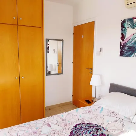 2-bed Sleeps 6 Pool 10min To * Liopétri