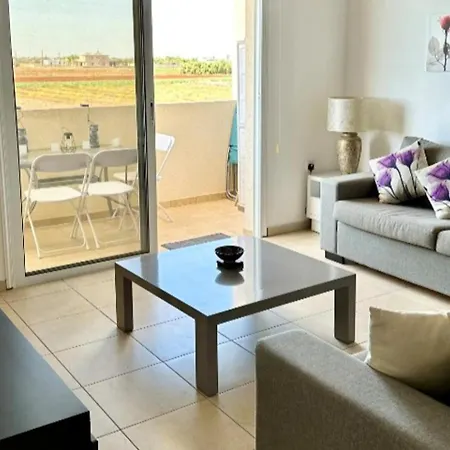 2-bed Sleeps 6 Pool 10min To דירה Liopetri